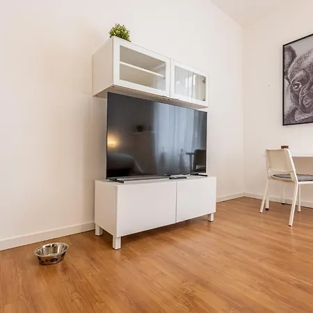 Appartamento Astralek - Pet&trekking - Free Parking - Vicino Ospedale Manzoni Lecco