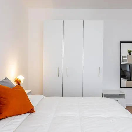 Astralek - Pet&trekking - Free Parking - Vicino Ospedale Manzoni * Lecco