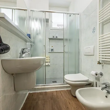 Astralek - Pet&trekking - Free Parking - Vicino Ospedale Manzoni * Lecco